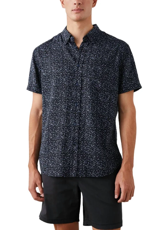 Carson Short Sleeved Shirt In Black