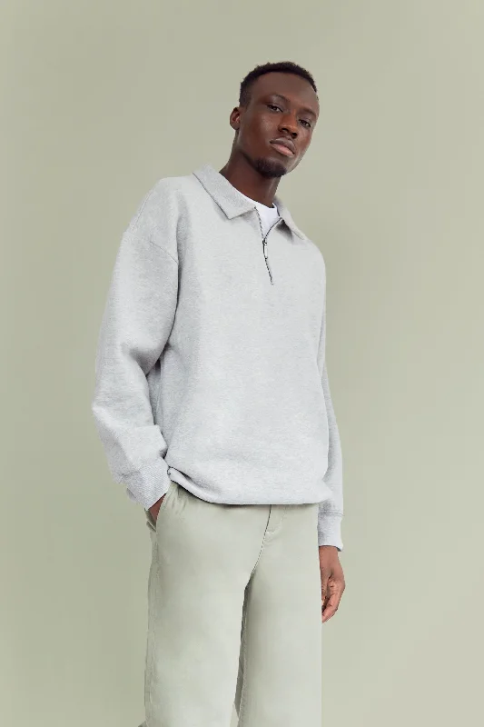 COLLARED HALF-ZIP SWEATSHIRT