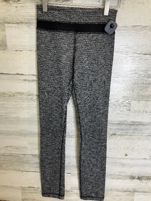 Black & White Athletic Leggings Lululemon, Size 4